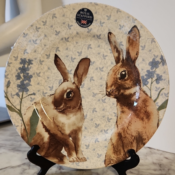 Royal Stafford Rabbit Design Dinner Plate - Cream and Brown - Picture 1 of 4